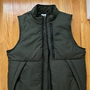 Nike vest brand new